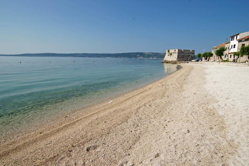 Sunny Apartment By The Beach Kaštel Štafilić Екстериор снимка
